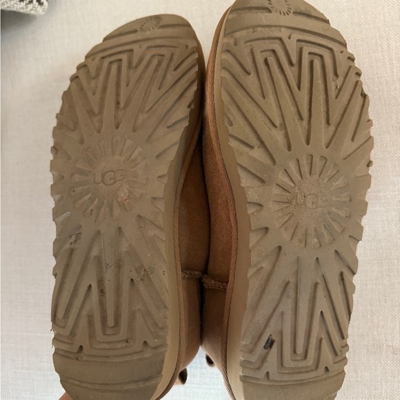 UGG Classic Ultra Mini Boots • Chestnut • Women’s Size 9 - Picture 6 of 9